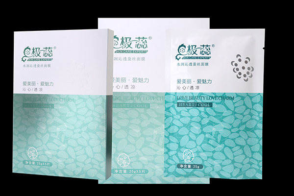 堅(jiān)持天天敷面膜一年后皮膚會變成什么樣-歐泉生化