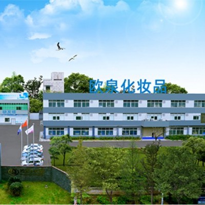 鼻翼嘴角長粉刺怎么辦？