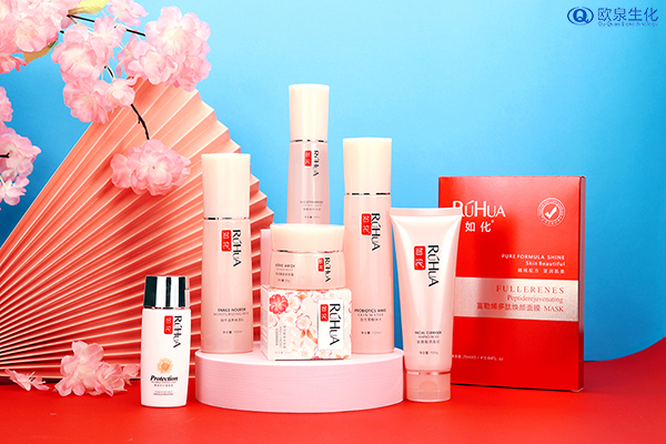 化妝品oem廠家:炎熱的夏季應(yīng)該如何護(hù)膚？