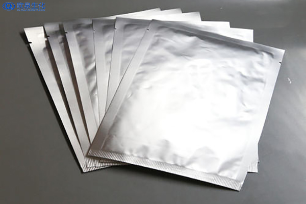 面膜貼牌廠家:醫(yī)用冷敷貼可以當(dāng)面膜嗎？